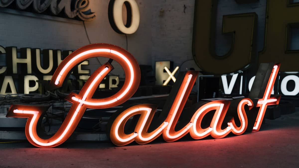 Header-Palast